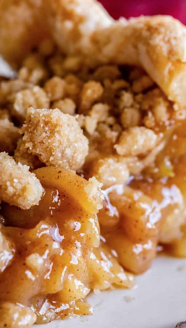 Apple Dutch crumb pie, close up on the crumb topping and cinnamon apple filling